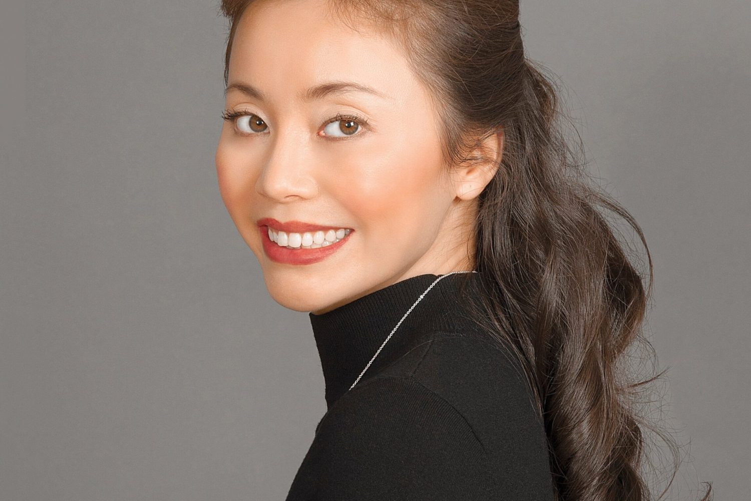 yixiu_zheng-cropped-min